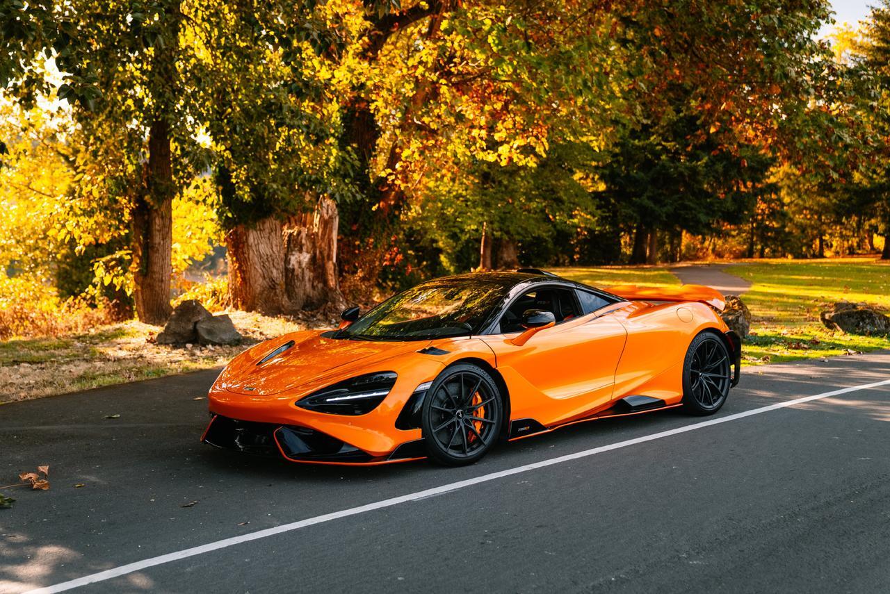 2021 McLaren 765LT MSO Carbon Fiber Roof Scoop / Senna Seats / MSO Bl Portland OR
