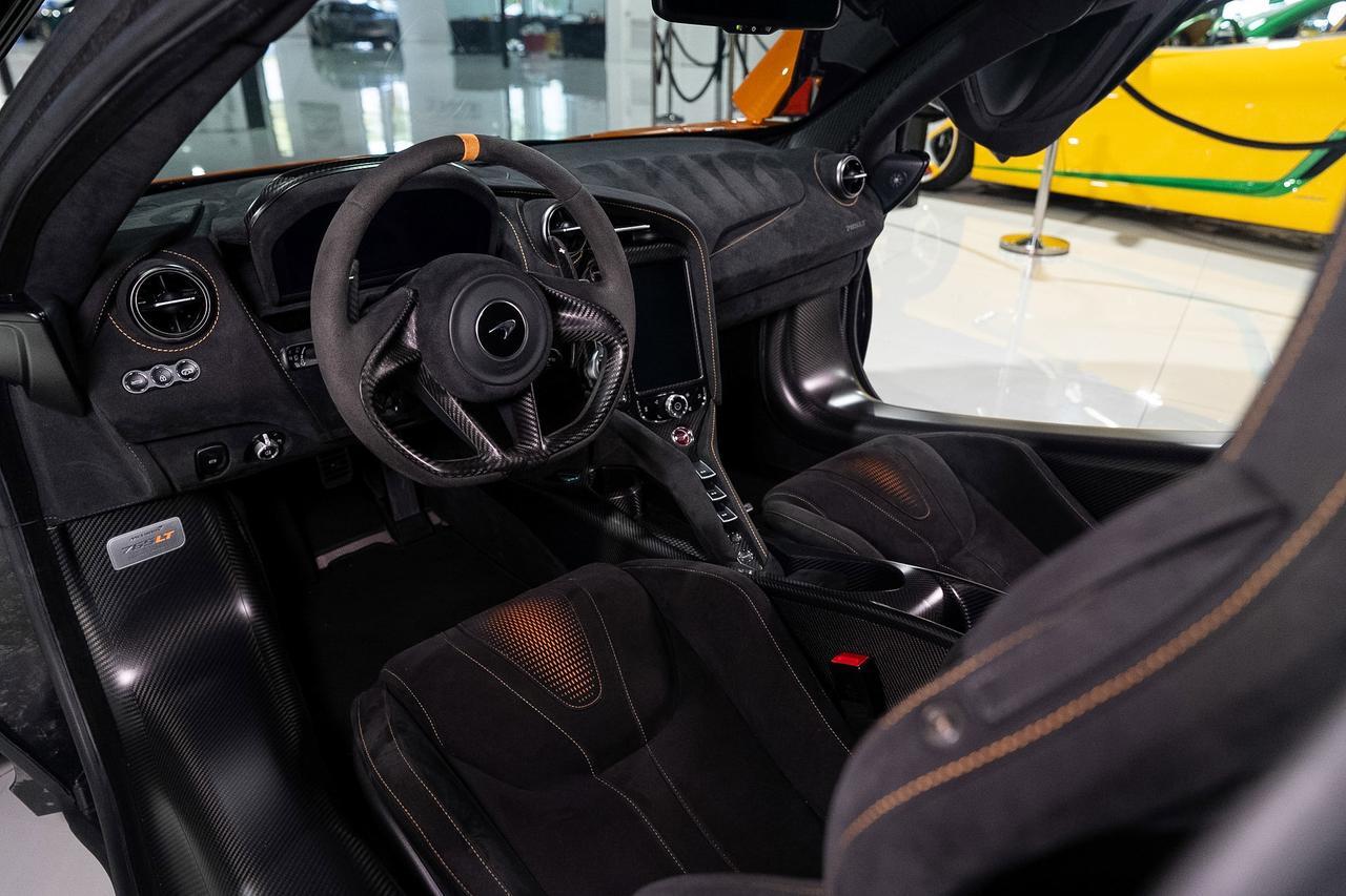 2021 McLaren 765LT MSO Papaya Spark paint, louvered fenders, HRE wheels, Ryft exhaust, Area 51 built engine AND MORE!!! Fort Lauderdale FL