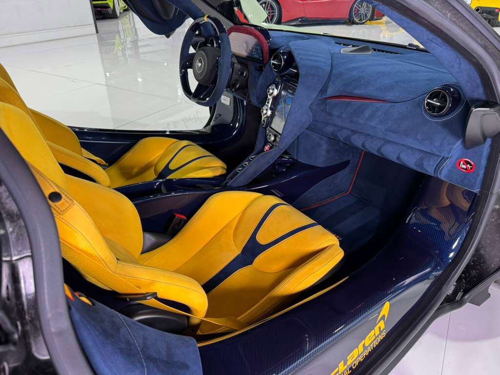 2021 McLaren 765LT ONE OF ONE MSO SPEC! Light Gloss Pistachio paint, factory roof scoop, Bowers & Wilkins audio & MORE! Fort Lauderdale FL