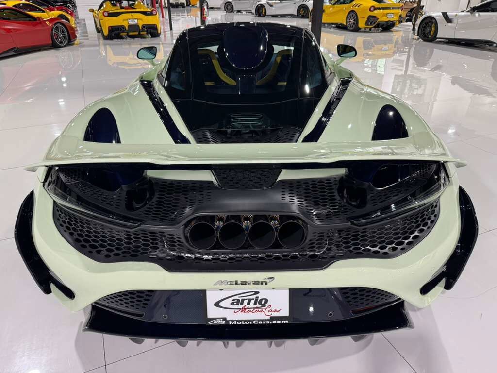 2021 McLaren 765LT ONE OF ONE MSO SPEC! Light Gloss Pistachio paint, factory roof scoop, Bowers & Wilkins audio & MORE! Fort Lauderdale FL