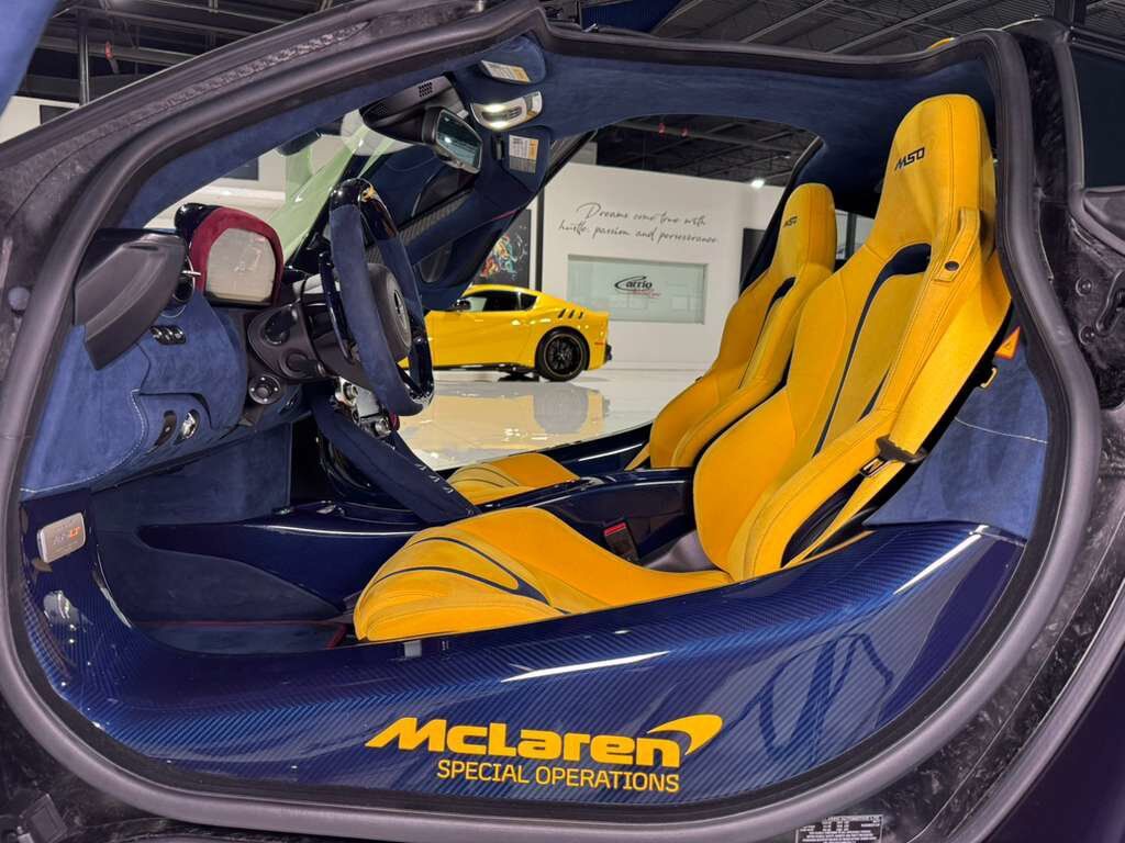 2021 McLaren 765LT ONE OF ONE MSO SPEC! Light Gloss Pistachio paint, factory roof scoop, Bowers & Wilkins audio & MORE! Fort Lauderdale FL