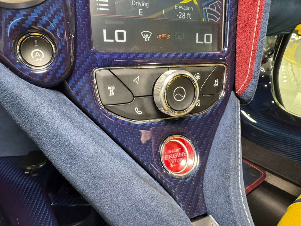 2021 McLaren 765LT ONE OF ONE MSO SPEC! Light Gloss Pistachio paint, factory roof scoop, Bowers & Wilkins audio & MORE! Fort Lauderdale FL