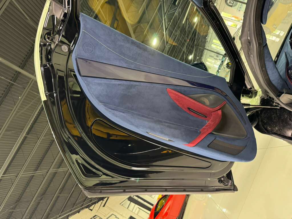 2021 McLaren 765LT ONE OF ONE MSO SPEC! Light Gloss Pistachio paint, factory roof scoop, Bowers & Wilkins audio & MORE! Fort Lauderdale FL