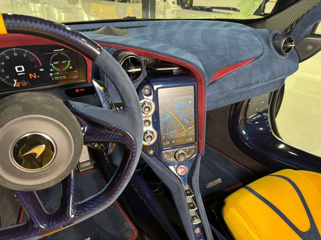 2021 McLaren 765LT ONE OF ONE MSO SPEC! Light Gloss Pistachio paint, factory roof scoop, Bowers & Wilkins audio & MORE! Fort Lauderdale FL