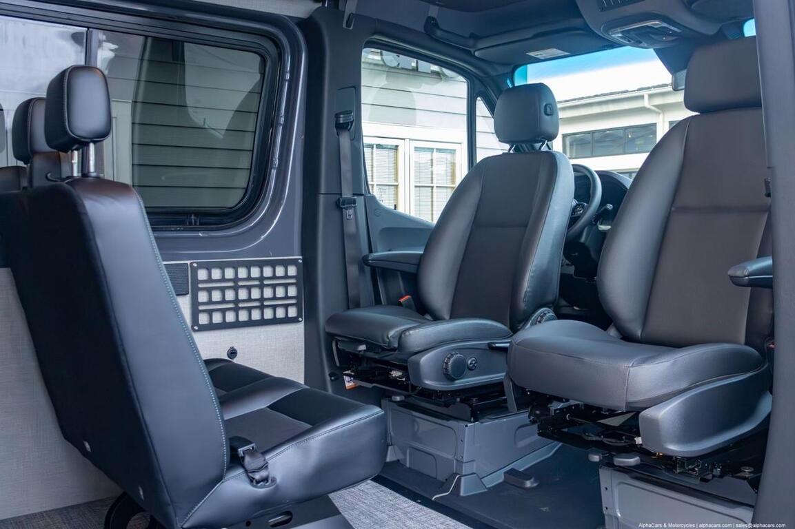 2021 Mercedes-Benz 2500 Sprinter High Roof 170 4x4 Overland Camper V6 Turbo-Diesel Boston MA
