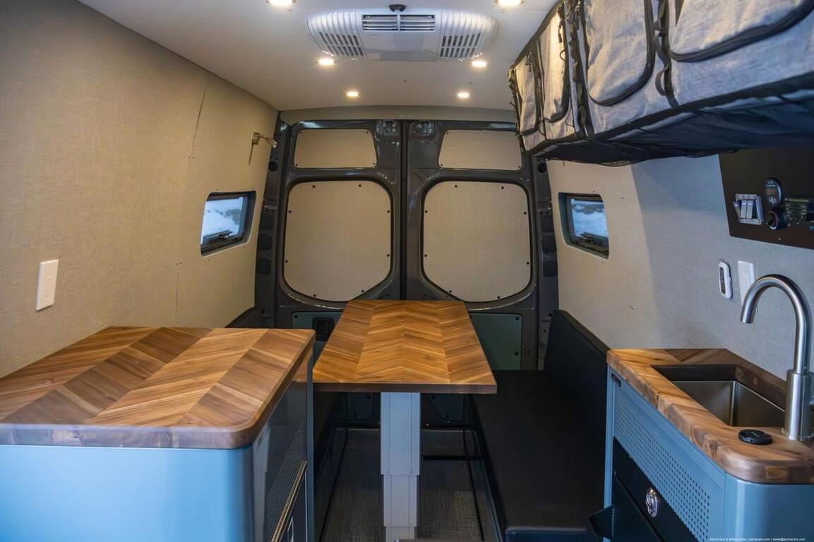 2021 Mercedes-Benz 2500 Sprinter High Roof 170 4x4 Overland Camper V6 Turbo-Diesel Boston MA
