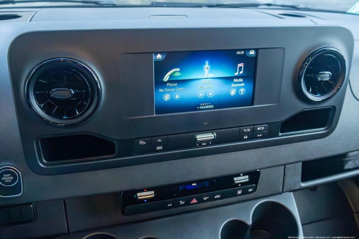 2021 Mercedes-Benz 2500 Sprinter High Roof 170 4x4 Overland Camper V6 Turbo-Diesel Boston MA