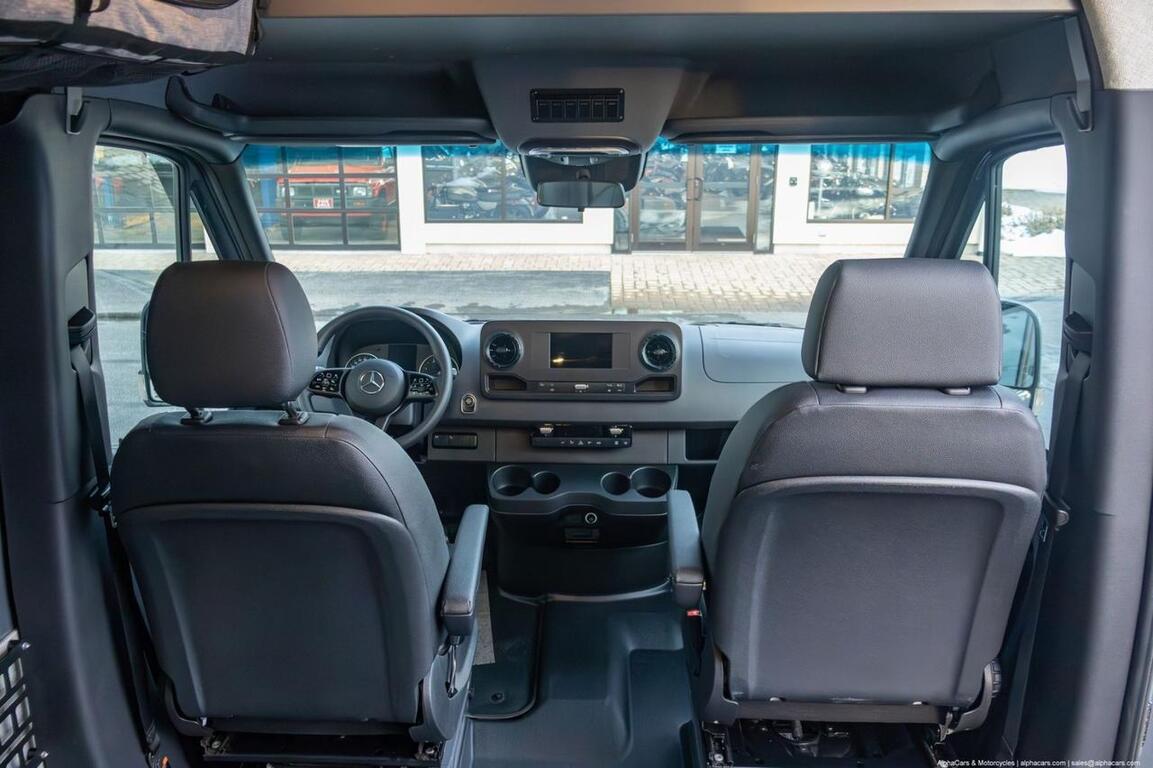 2021 Mercedes-Benz 2500 Sprinter High Roof 170 4x4 Overland Camper V6 Turbo-Diesel Boston MA