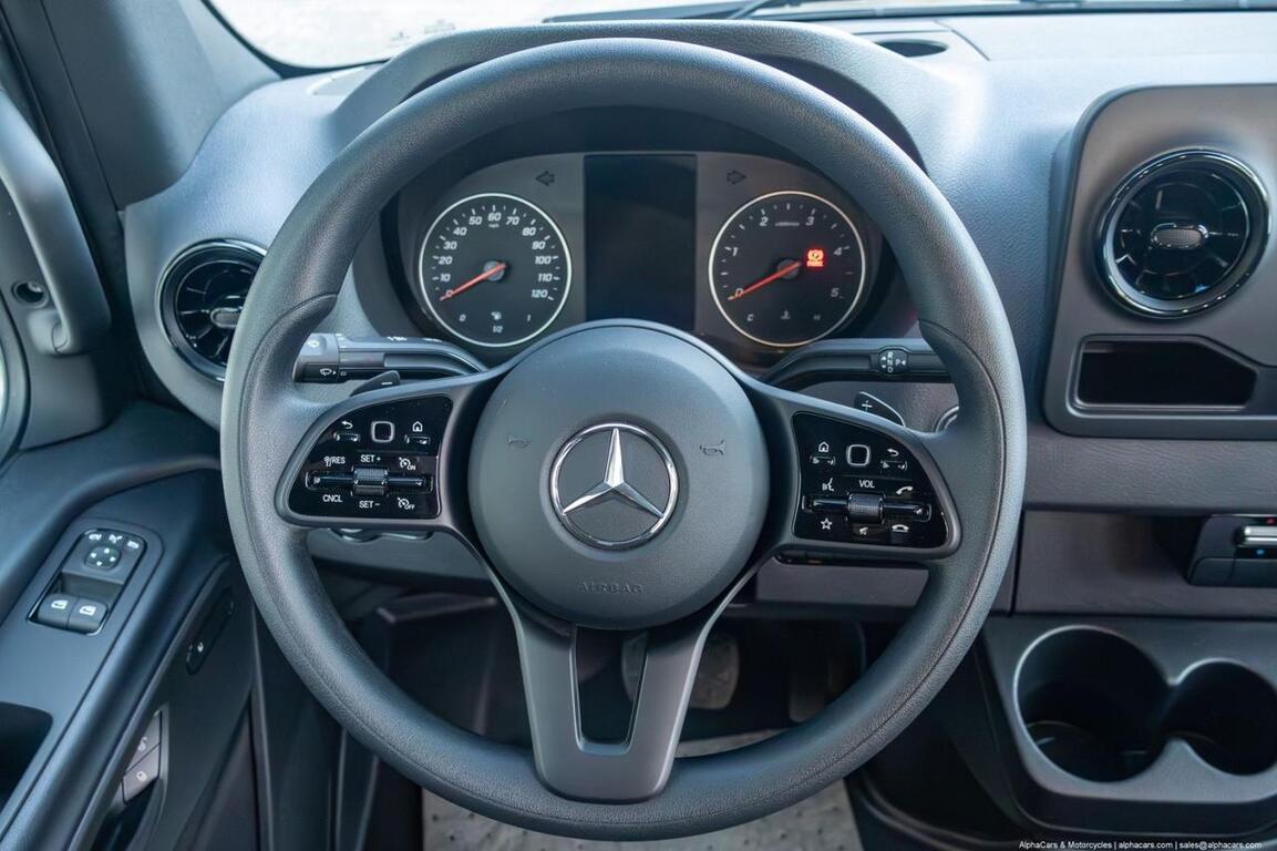 2021 Mercedes-Benz 2500 Sprinter High Roof 170 4x4 Overland Camper V6 Turbo-Diesel Boston MA