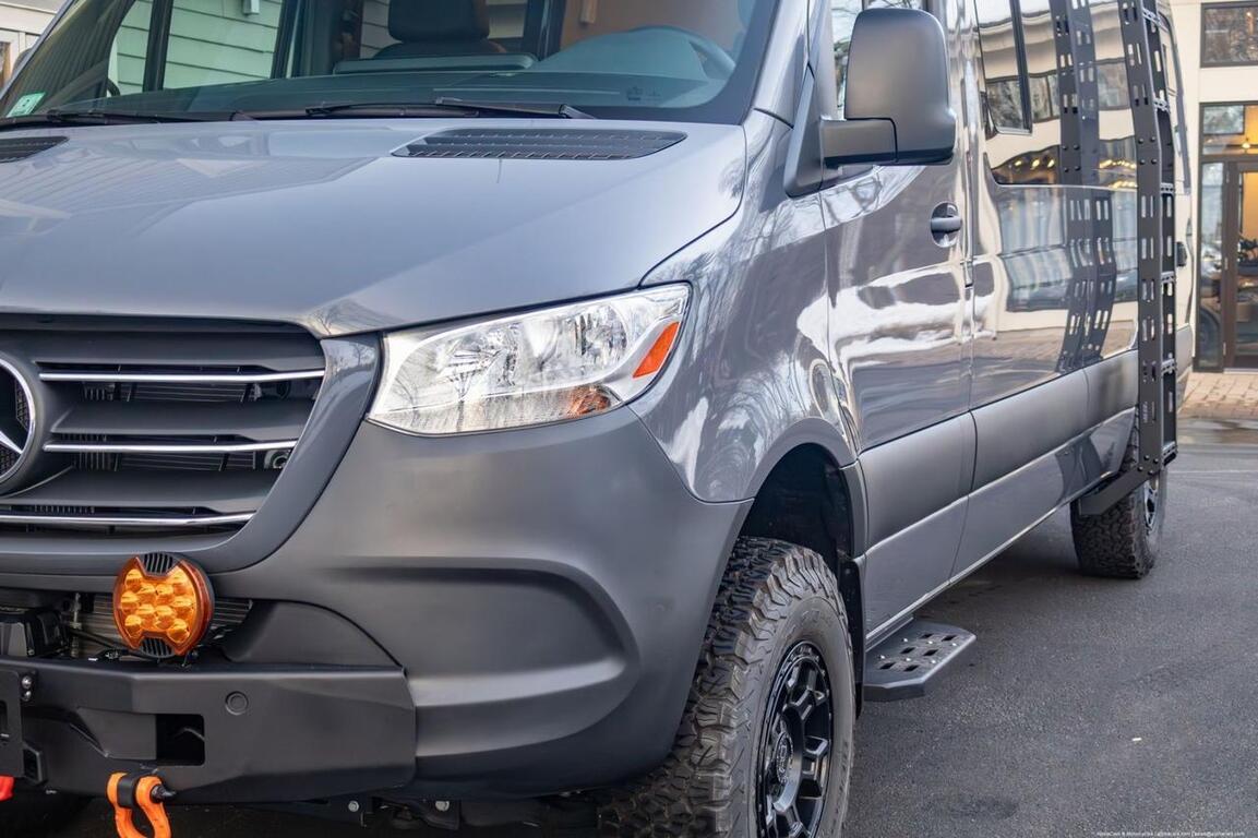 2021 Mercedes-Benz 2500 Sprinter High Roof 170 4x4 Overland Camper V6 Turbo-Diesel Boston MA