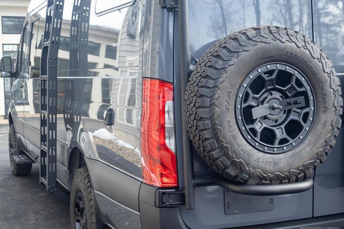 2021 Mercedes-Benz 2500 Sprinter High Roof 170 4x4 Overland Camper V6 Turbo-Diesel Boston MA