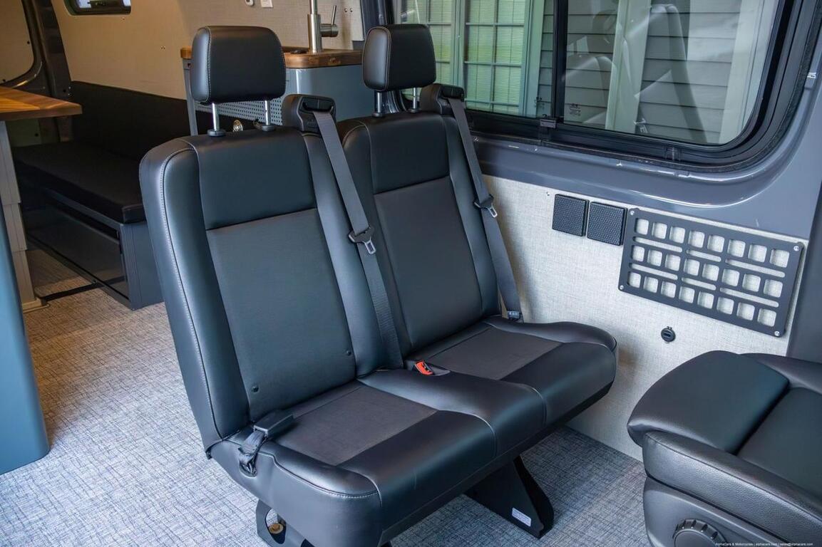 2021 Mercedes-Benz 2500 Sprinter High Roof 170 4x4 Overland Camper V6 Turbo-Diesel Boston MA