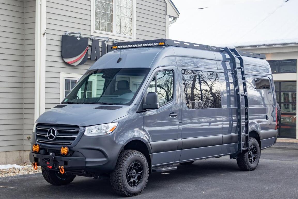 2021 Mercedes-Benz 2500 Sprinter High Roof 170 4x4 Overland Camper V6 Turbo-Diesel Boston MA