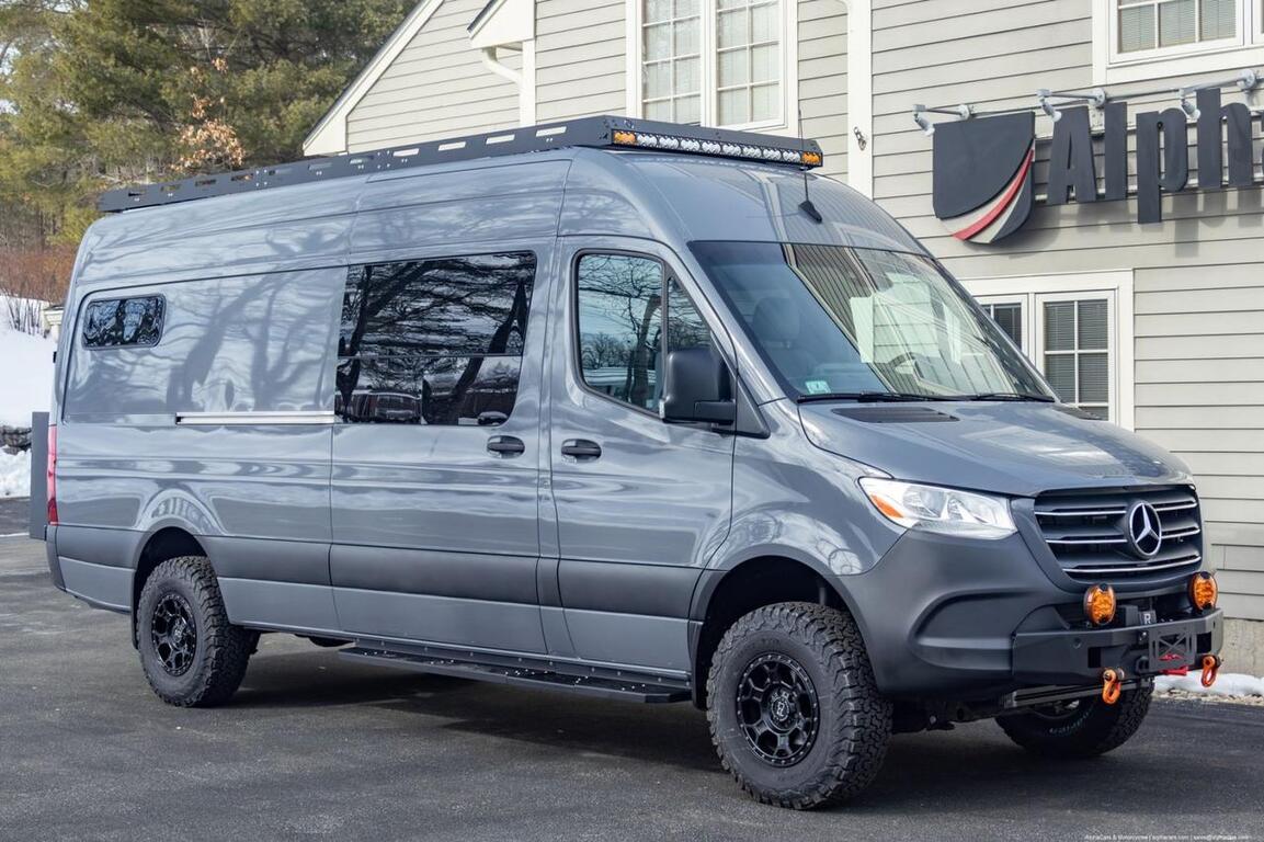 2021 Mercedes-Benz 2500 Sprinter High Roof 170 4x4 Overland Camper V6 Turbo-Diesel Boston MA