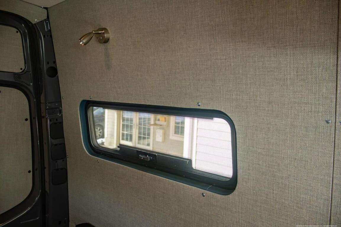 2021 Mercedes-Benz 2500 Sprinter High Roof 170 4x4 Overland Camper V6 Turbo-Diesel Boston MA