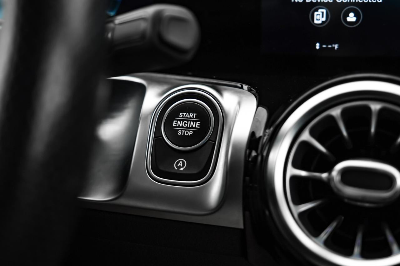 2021 Mercedes-Benz AMG GLB 35 4MATIC BLIND SPOT ASSIST LEATHER HEATED SEATS REAR CAMERA KEYLES Carrollton TX