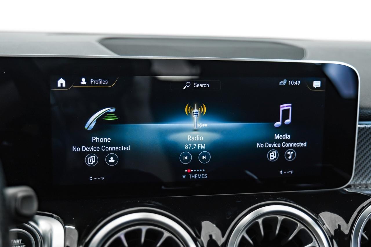 2021 Mercedes-Benz AMG GLB 35 4MATIC BLIND SPOT ASSIST LEATHER HEATED SEATS REAR CAMERA KEYLES Carrollton TX