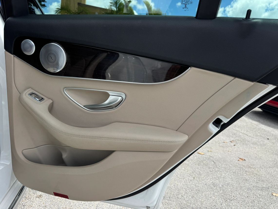 2021 Mercedes-Benz C-Class C 300 Sedan 4D