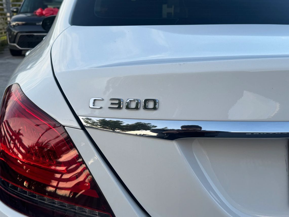 2021 Mercedes-Benz C-Class C 300 Sedan 4D Miami Gardens FL