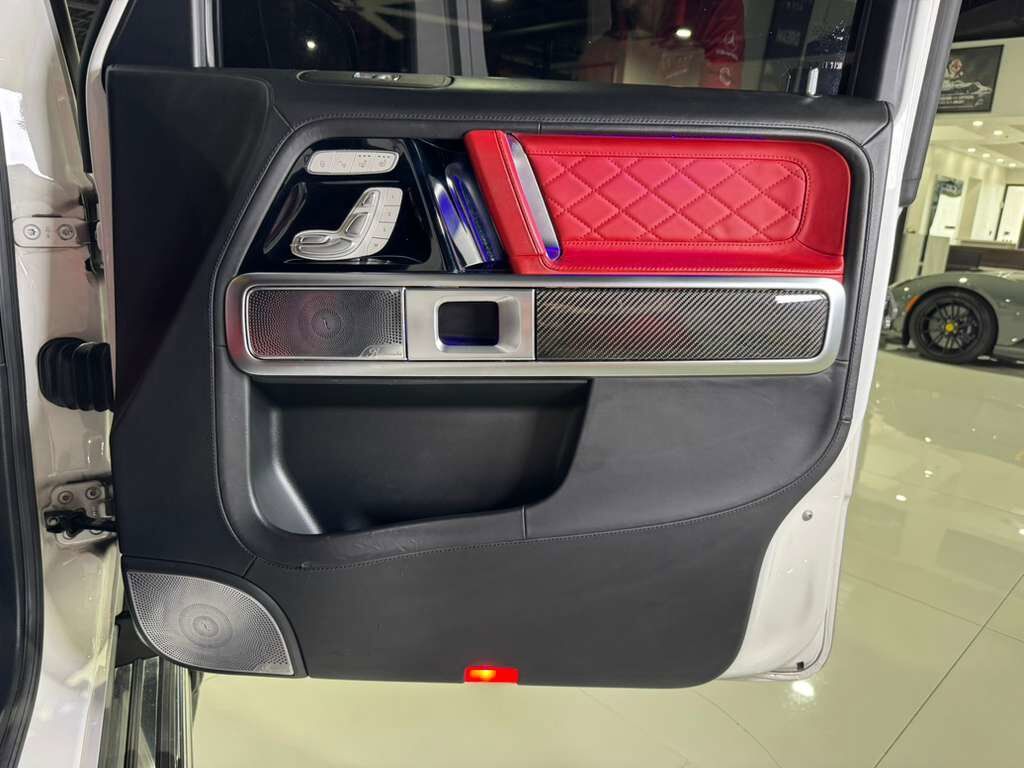 2021 Mercedes-Benz G-Class AMG G 63 two-tone, Night Package, Exclusive Nappa leather, High-End audio AND MUCH MORE!! Fort Lauderdale FL