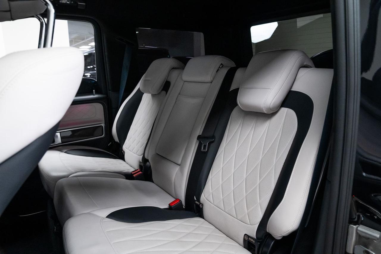 2021 Mercedes-Benz G-Class G 63 AMG&reg; Diamond Stitch Seats Carbon Fiber Trim Portland OR