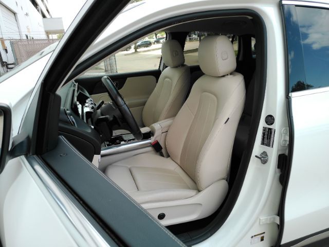 2021 Mercedes-Benz GLA 250 4MATIC Plano TX