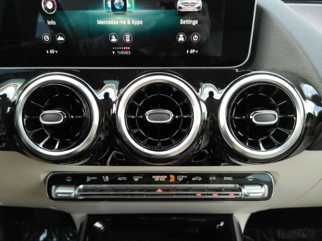 2021 Mercedes-Benz GLA 250 4MATIC Plano TX