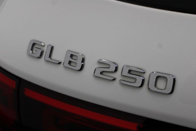 2021 Mercedes-Benz GLB 250 4MATIC Chantilly VA