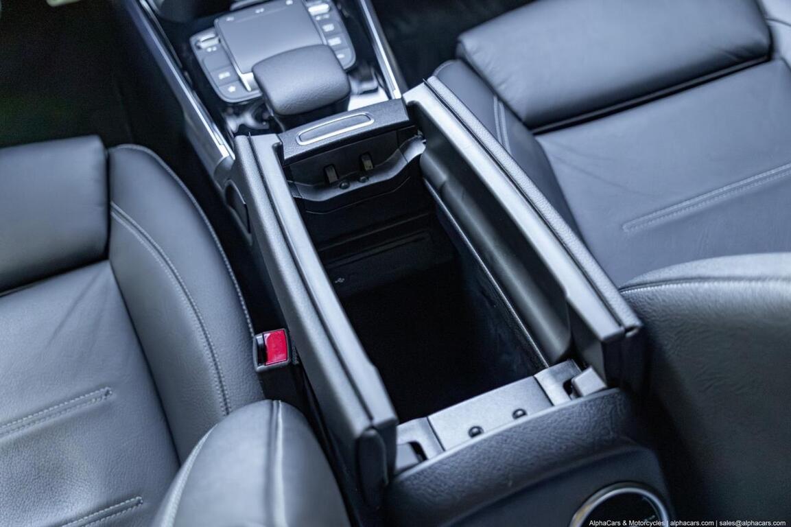 2021 Mercedes-Benz GLB 250 AMG Line 4-Matic Boston MA