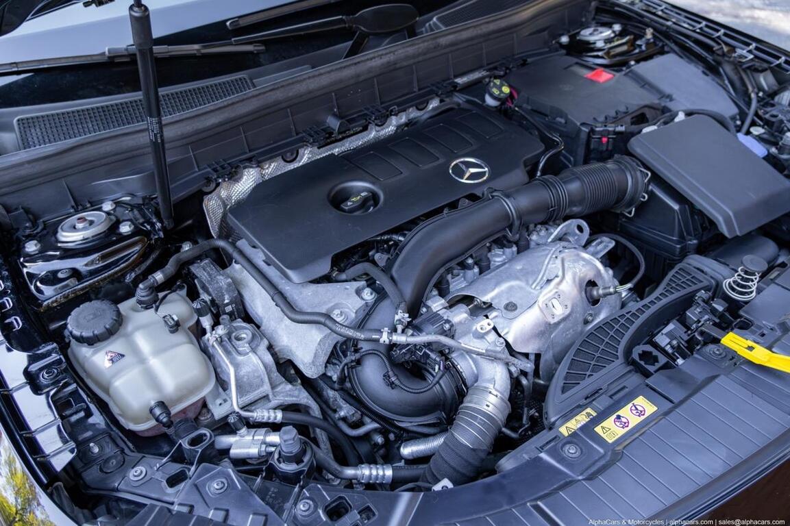 2021 Mercedes-Benz GLB 250 AMG Line 4-Matic Boston MA