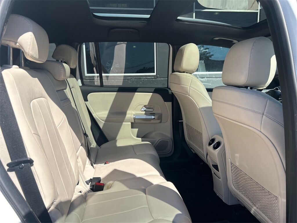 2021 Mercedes Benz GLB 250 photo 26