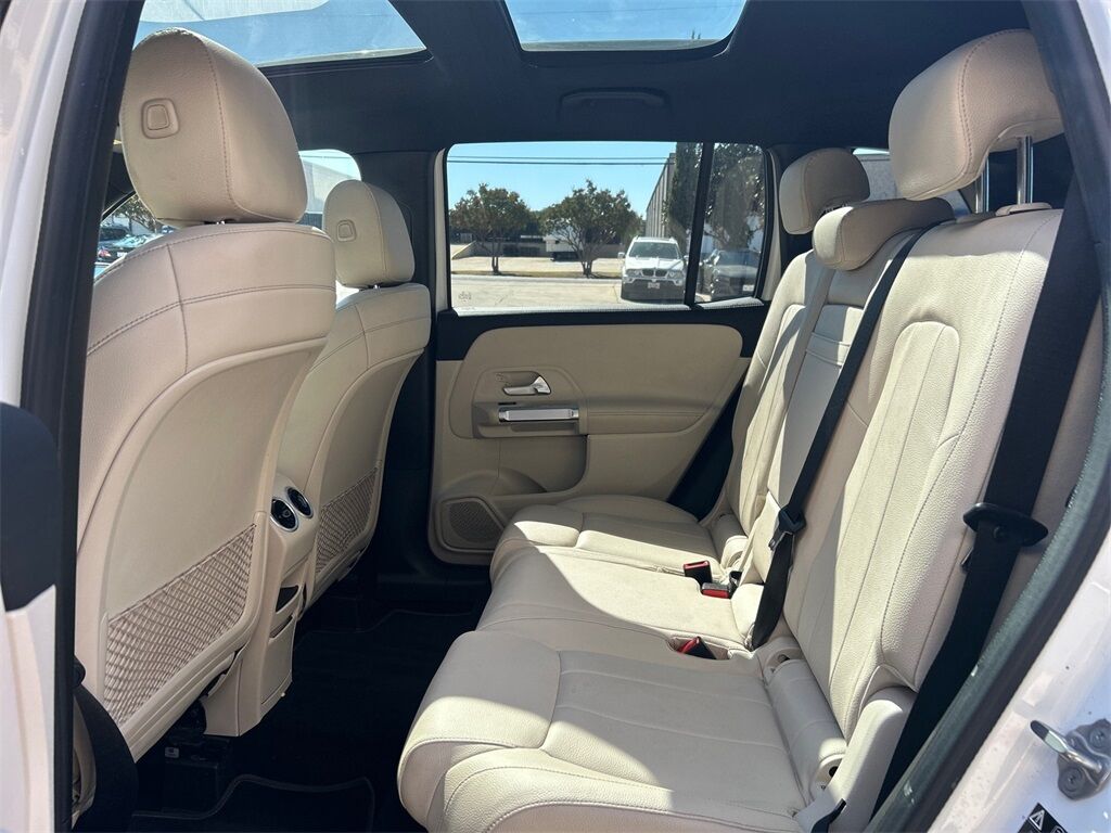2021 Mercedes Benz GLB 250 photo 22