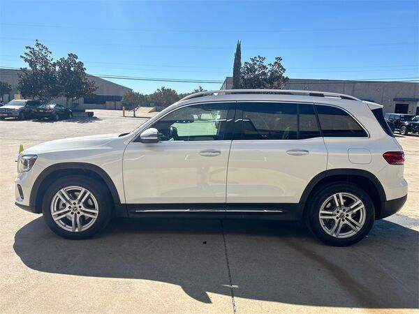 2021 Mercedes Benz GLB 250 photo 52