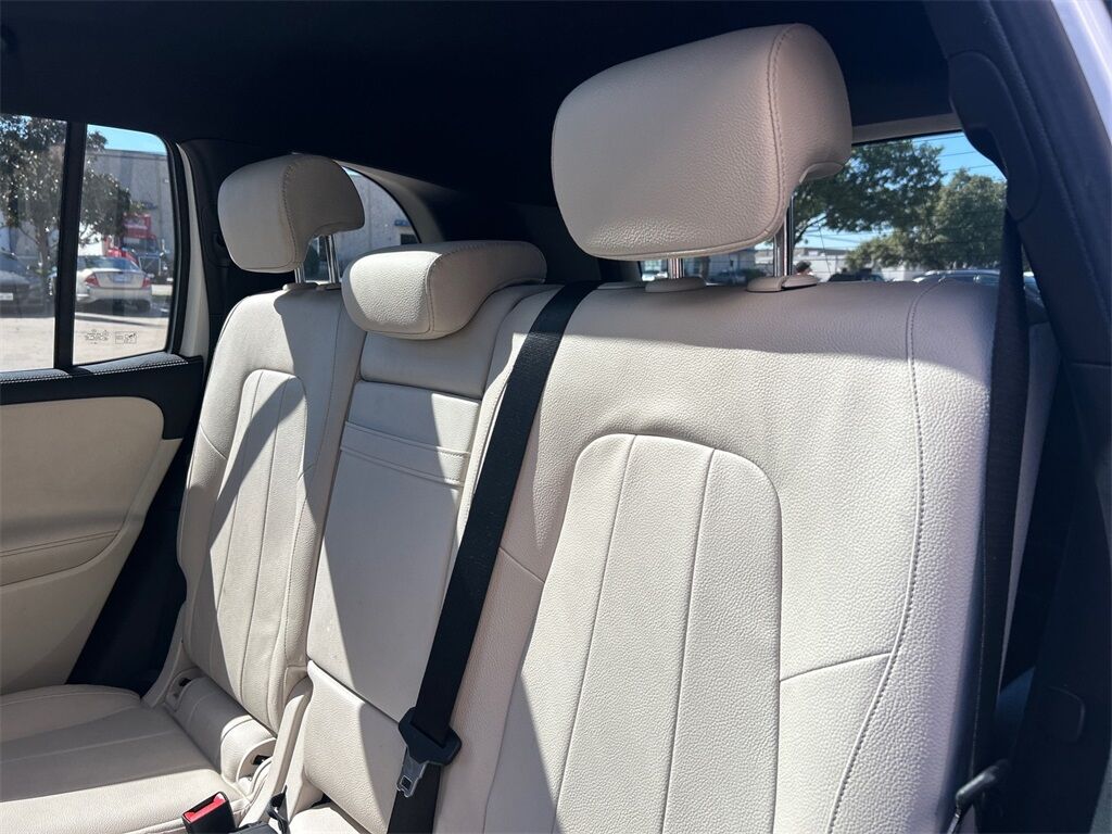 2021 Mercedes Benz GLB 250 photo 24