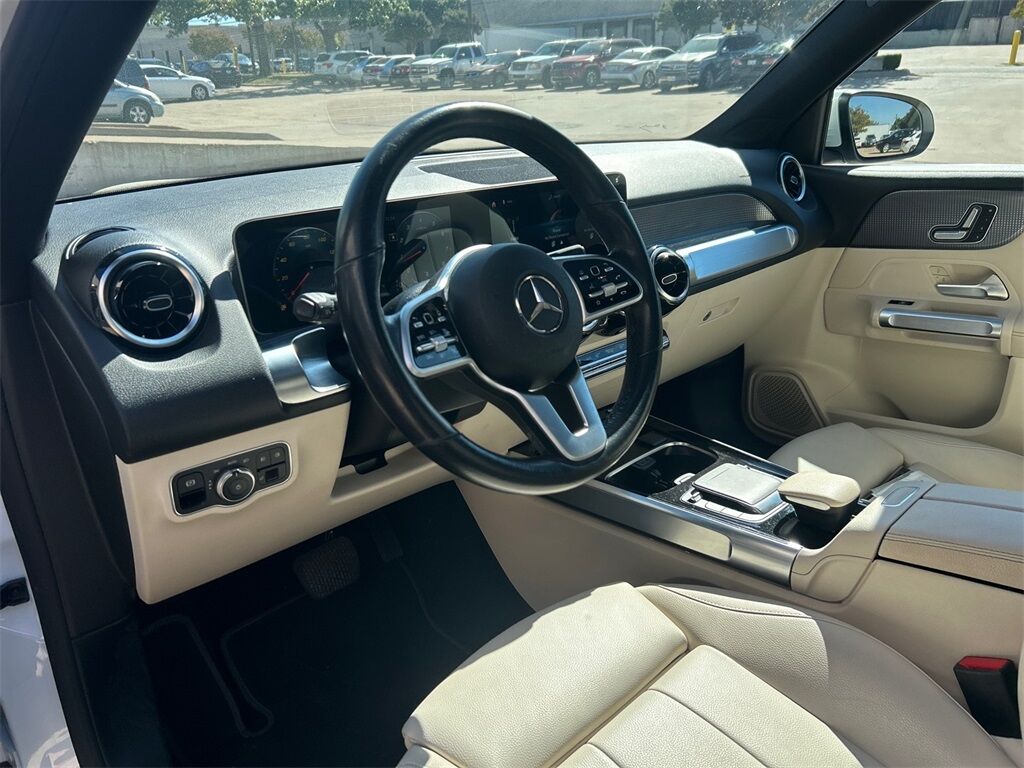 2021 Mercedes Benz GLB 250 photo 11