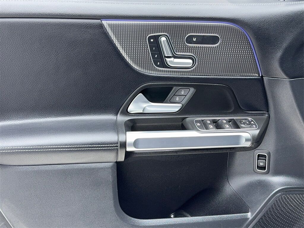 2021 Mercedes-Benz GLB GLB 250 NAV,CAM,PANO,HTD STS,BLIND SPOT Plano TX