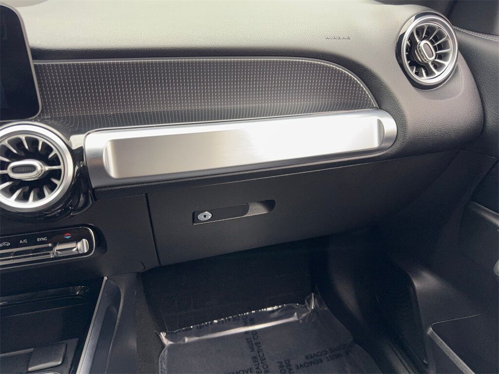 2021 Mercedes-Benz GLB GLB 250 NAV,CAM,PANO,HTD STS,BLIND SPOT Irving TX