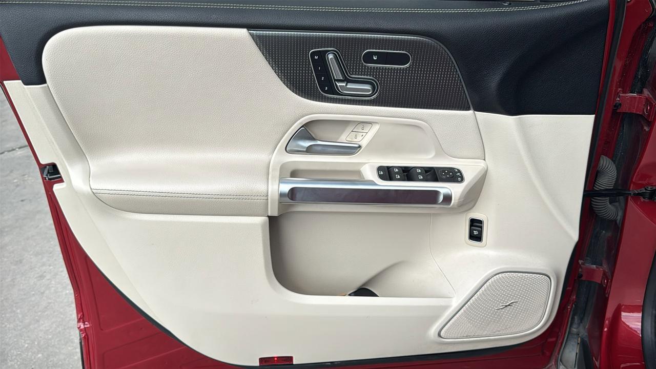 2021 Mercedes-Benz GLB GLB 250  Selma TX