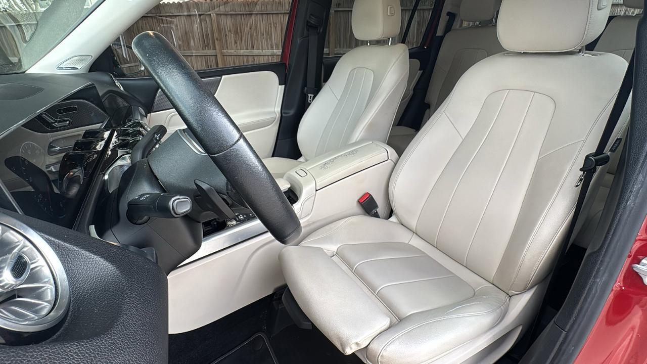 2021 Mercedes-Benz GLB GLB 250  Selma TX