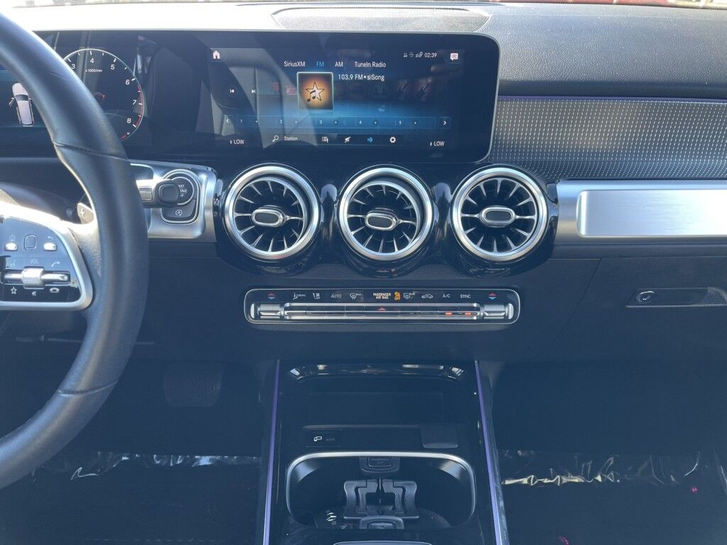 2021 Mercedes-Benz GLB GLB 250~1 OWNER, CLEAN CARFAX~ONLINE FINANCE AND SHIPPING AVAILA Sarasota FL