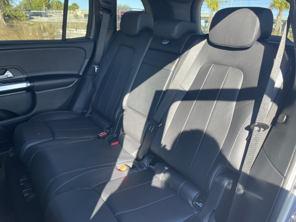 2021 Mercedes-Benz GLB GLB 250~1 OWNER, CLEAN CARFAX~ONLINE FINANCE AND SHIPPING AVAILA Sarasota FL