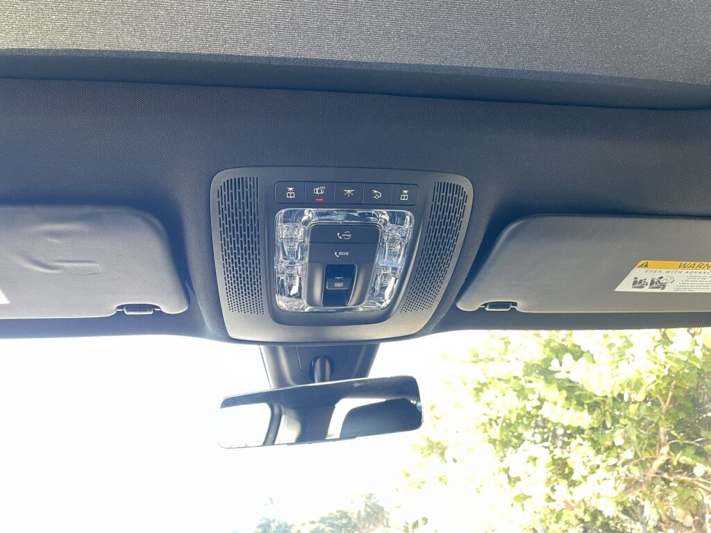 2021 Mercedes-Benz GLB GLB 250~1 OWNER, CLEAN CARFAX~ONLINE FINANCE AND SHIPPING AVAILA Sarasota FL