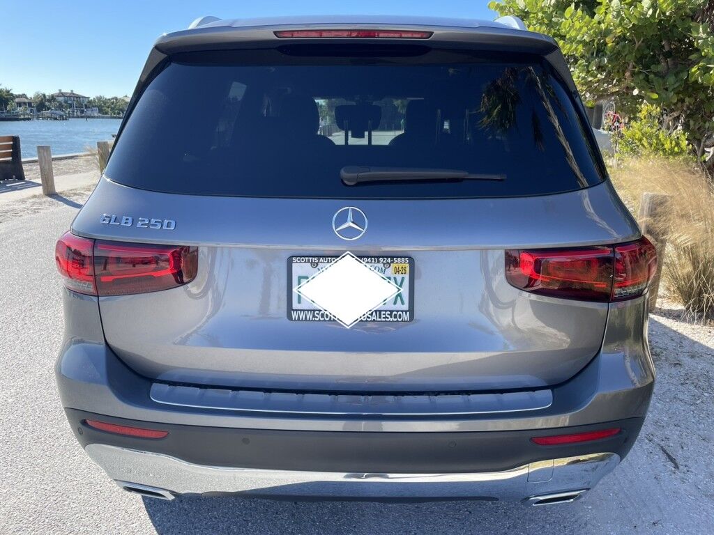 2021 Mercedes-Benz GLB GLB 250~1 OWNER, CLEAN CARFAX~ONLINE FINANCE AND SHIPPING AVAILA Sarasota FL