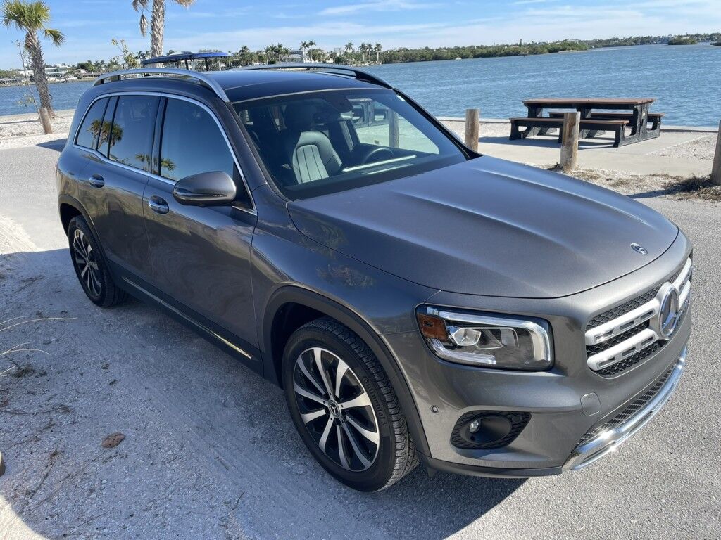 2021 Mercedes-Benz GLB GLB 250~1 OWNER, CLEAN CARFAX~ONLINE FINANCE AND SHIPPING AVAILA Sarasota FL