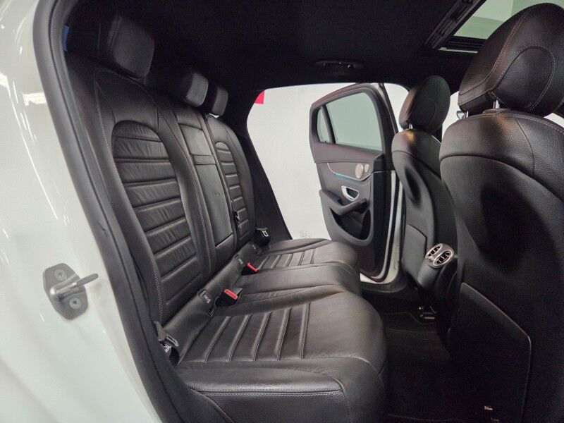 2021 Mercedes-Benz GLC 43 AMG 4WD 4Matic GPS Sunroof NEW TIRES FREE WARRANTY Call (682)587-6288 Arlington TX