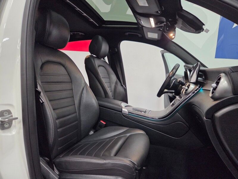 2021 Mercedes-Benz GLC 43 AMG 4WD 4Matic GPS Sunroof NEW TIRES FREE WARRANTY Call (682)587-6288 Arlington TX