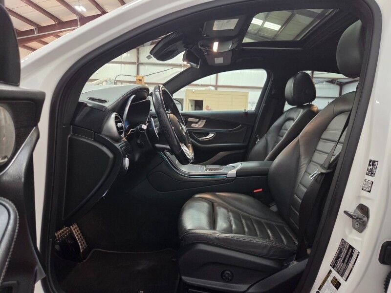 2021 Mercedes-Benz GLC 43 AMG 4WD 4Matic GPS Sunroof NEW TIRES FREE WARRANTY Call (682)587-6288 Arlington TX