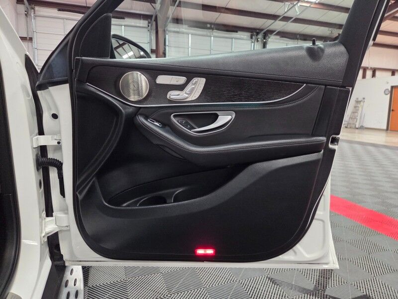 2021 Mercedes-Benz GLC 43 AMG 4WD 4Matic GPS Sunroof NEW TIRES FREE WARRANTY Call (682)587-6288 Arlington TX