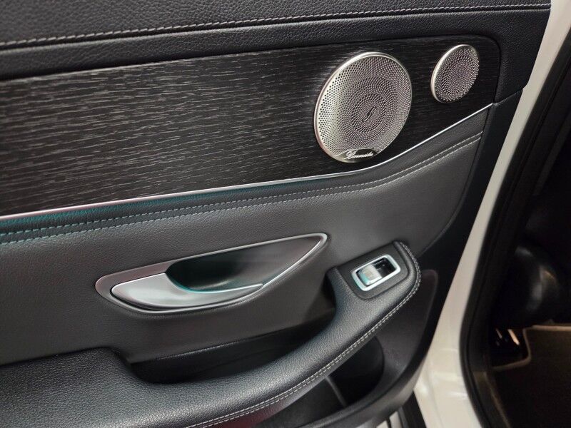 2021 Mercedes-Benz GLC 43 AMG 4WD 4Matic GPS Sunroof NEW TIRES FREE WARRANTY Call (682)587-6288 Arlington TX