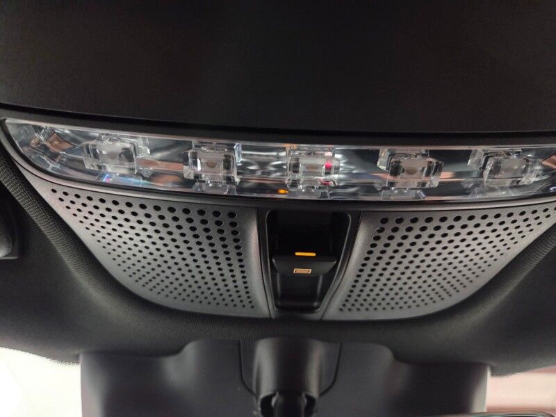 2021 Mercedes-Benz GLC 43 AMG 4WD 4Matic GPS Sunroof NEW TIRES FREE WARRANTY Call (682)587-6288 Arlington TX